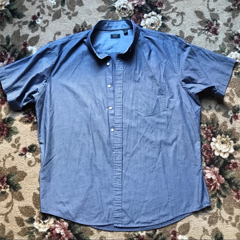 Arrow short sleeve patterned button up shirt